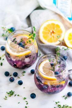Blueberry Thyme Gin Fizz - 30 Of The Stunning Summer Drink Recipes