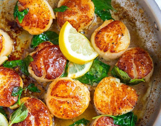 Garlic Basil Seared Scallops
