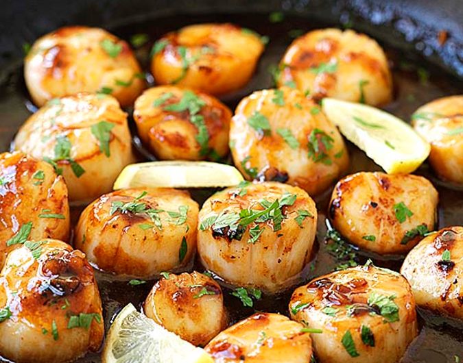 Honey Sriracha Scallops
