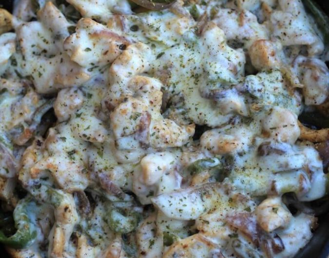 Keto Chicken Philly Cheesesteak