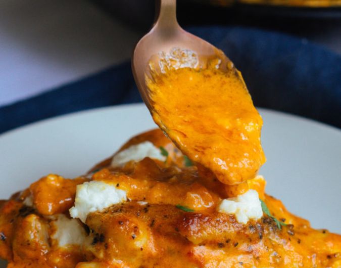 Keto Roasted red Pepper Chicken Skillet