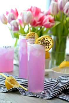 Lavender Lemonade - 30 Of The Stunning Summer Drink Recipes