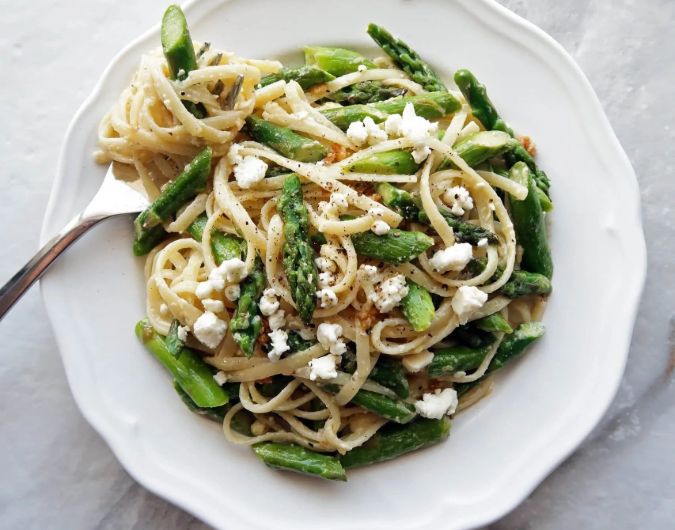 Lemon Feta Linguine with Garlic Asparagus