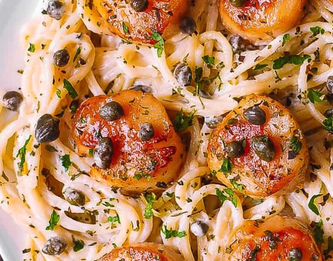Scallops in White Wine Sauce