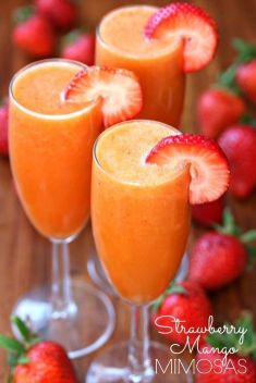 Strawberry Mango Mimosas - 30 Of The Stunning Summer Drink Recipes