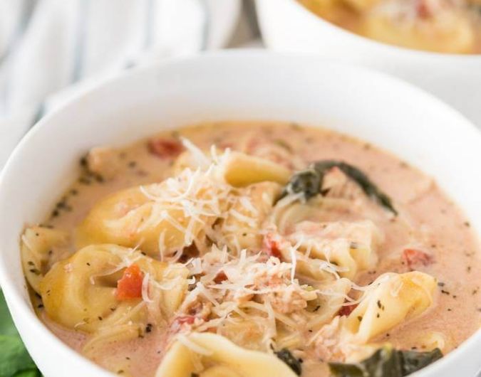 Tuscan Tortellini Soup