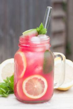 Watermelon Lemonade Without Added Sugar - 30 Of The Stunning Summer Drink Recipes